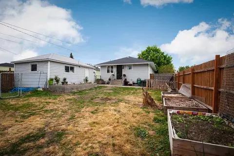 1907 E Longfellow Ave, Spokane, WA 99207 photo 20