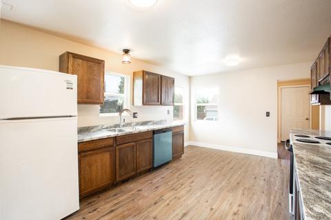2407 E 7th Ave, Spokane, WA 99202 photo 6