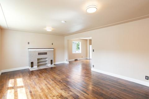 2407 E 7th Ave, Spokane, WA 99202 photo 2