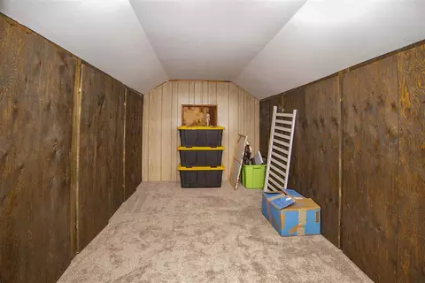 557 E Queen Ave, Spokane, WA 99207 photo 13