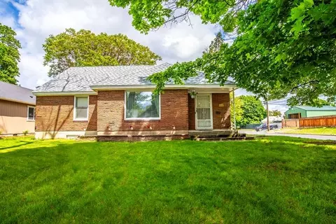 557 E Queen Ave, Spokane, WA 99207 photo 2