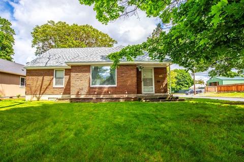 557 E Queen Ave, Spokane, WA 99207 photo 2