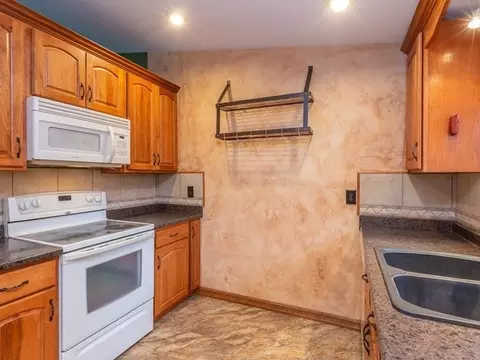 408 E Glencrest Dr, Spokane, WA 99208 photo 5
