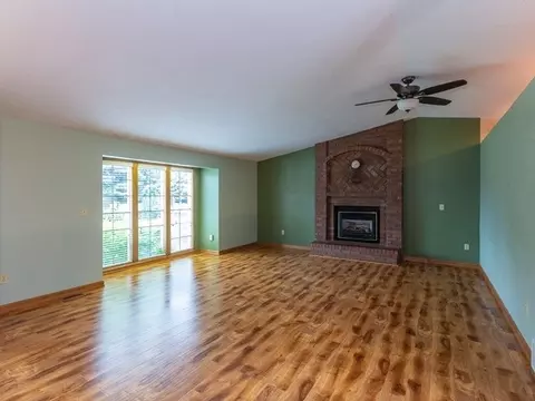 408 E Glencrest Dr, Spokane, WA 99208 photo 4
