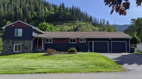 107 E Fir Ave, Osburn, ID 83849 photo 1
