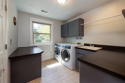 1114 E 19th Ave, Spokane, WA 99203 photo 24