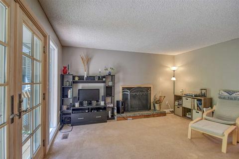 1928 E 17th Ave, Spokane, WA 99203 photo 3