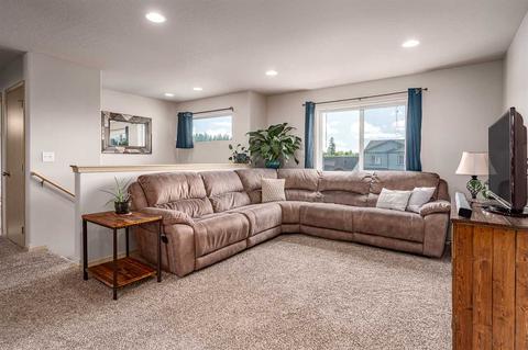 811 E Silver Pine Rd, Colbert, WA 99005 photo 2