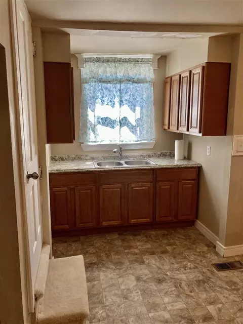 2938 E Rowan Ave, Spokane, WA 99217 photo 9