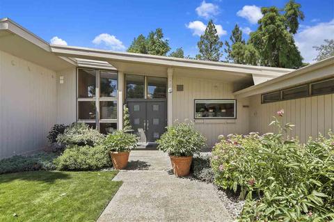 1521 E Pinecrest Rd, Spokane, WA 99203 photo 2
