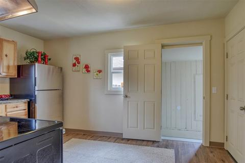 924 E Queen Ave, Spokane, WA 99207 photo 9