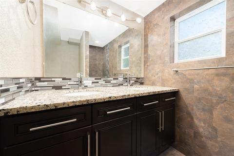 719 E St Thomas Moore Way, Spokane, WA 99208 photo 18