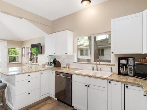 425 E Baldwin Ave, Spokane, WA 99207 photo 5