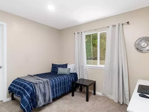 425 E Baldwin Ave, Spokane, WA 99207 photo 14