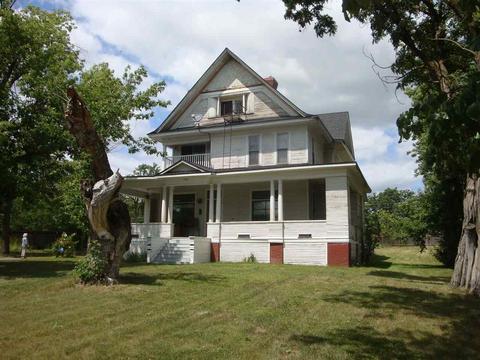 1505 E Gordon Ave, Spokane, WA 99207 photo 1