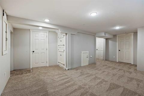 814 E 32nd Ave, Spokane, WA 99203 photo 14