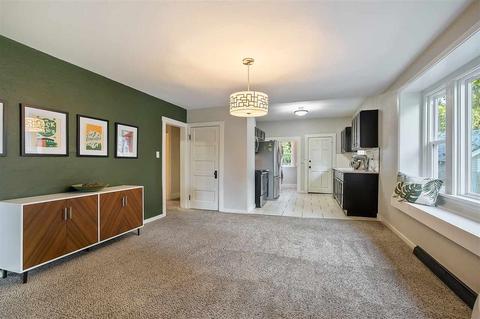 814 E 32nd Ave, Spokane, WA 99203 photo 8