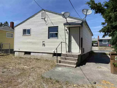 1518 E Walton Ave, Spokane, WA 99207 photo 21