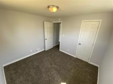 1518 E Walton Ave, Spokane, WA 99207 photo 7