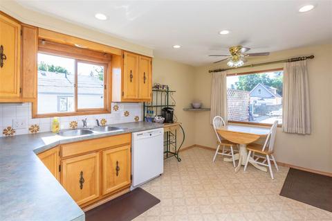 618 E Queen Ave, Spokane, WA 99207 photo 5