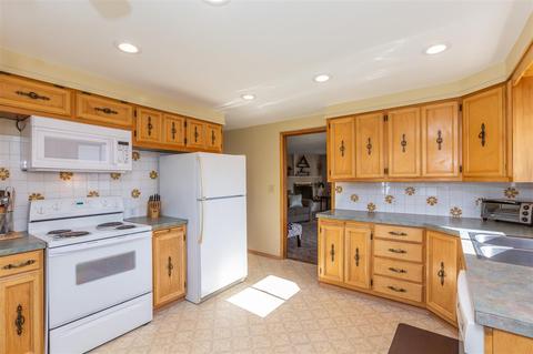 618 E Queen Ave, Spokane, WA 99207 photo 6