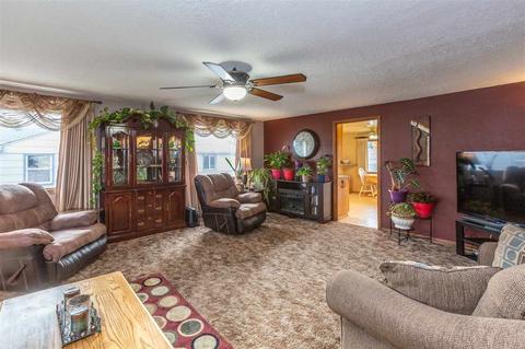 618 E Queen Ave, Spokane, WA 99207 photo 7