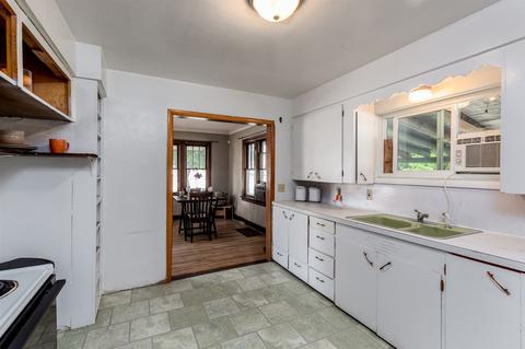 523 E Sanson Ave, Spokane, WA 99207 photo 12