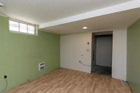 523 E Sanson Ave, Spokane, WA 99207 photo 21
