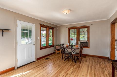 523 E Sanson Ave, Spokane, WA 99207 photo 2