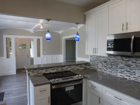 917 E 9th St, Spokane, WA 99202 photo 7