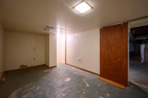 4011 N Maple St, Spokane, WA 99205 photo 17