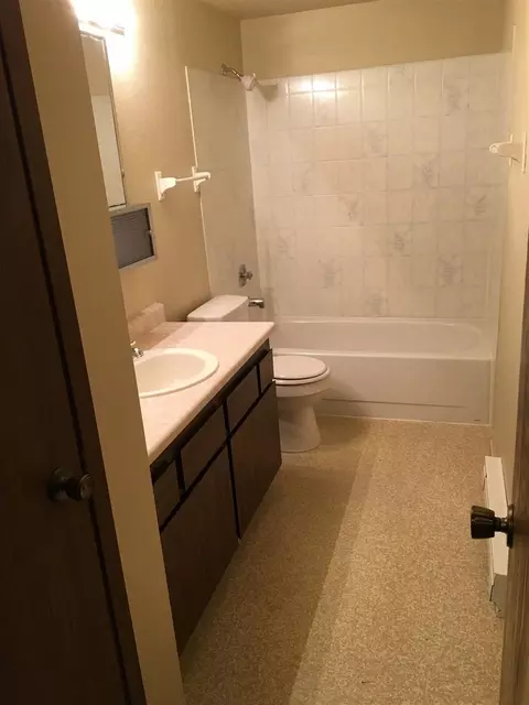 723 E 725 E Broad Ave, Spokane, WA 99207 photo 6