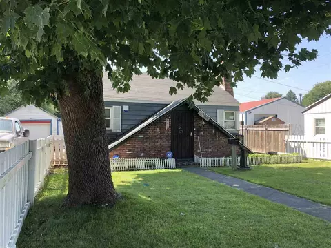 1418 Everett Ave, Spokane, WA 99207 photo 2