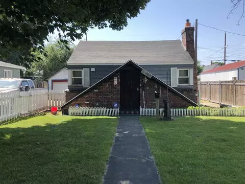 1418 Everett Ave, Spokane, WA 99207 photo 1