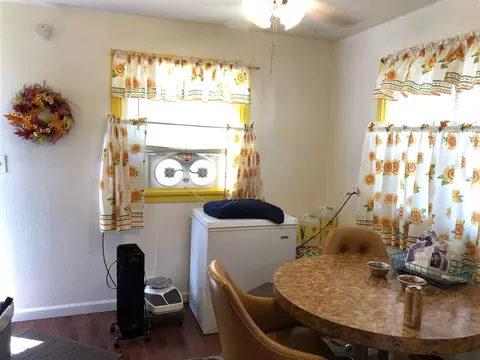 1418 Everett Ave, Spokane, WA 99207 photo 9