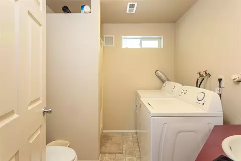 1006 E Pinecone Ct, Spokane, WA 99208 photo 12