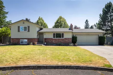 1006 E Pinecone Ct, Spokane, WA 99208 photo 1