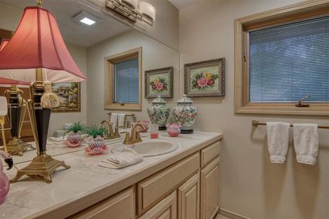 2017 E 30th Ave, Spokane, WA 99203 photo 6