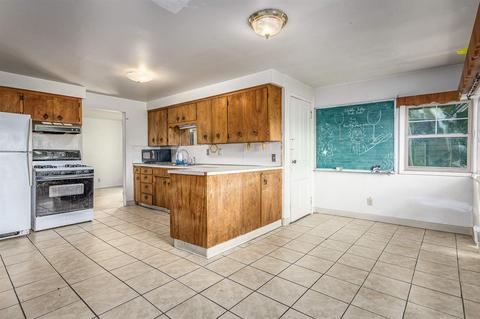923 E 8th Ave, Spokane, WA 99202 photo 5