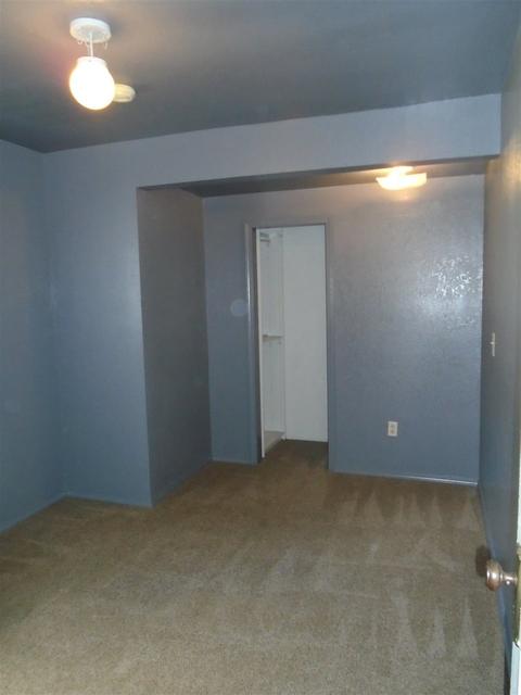 307 E Crown Ave, Spokane, WA 99207 photo 17