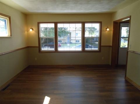 307 E Crown Ave, Spokane, WA 99207 photo 4