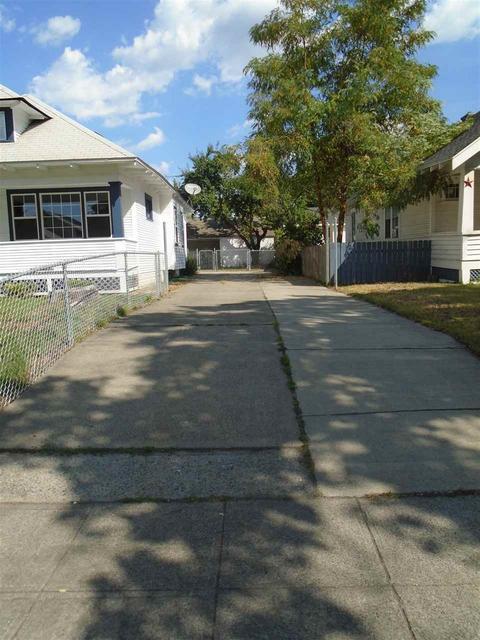 307 E Crown Ave, Spokane, WA 99207 photo 3