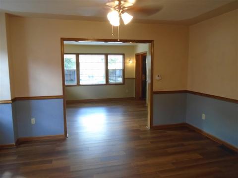 307 E Crown Ave, Spokane, WA 99207 photo 5