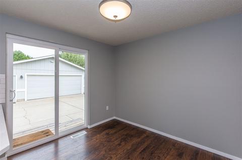 703 E Sierra Ave, Spokane, WA 99208 photo 9