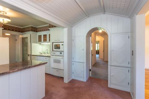 1207 E Overbluff Rd, Spokane, WA 99203 photo 17