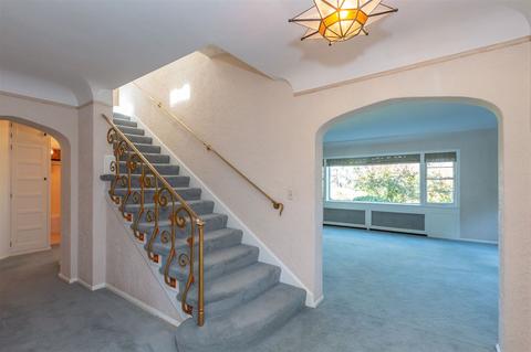 1207 E Overbluff Rd, Spokane, WA 99203 photo 6