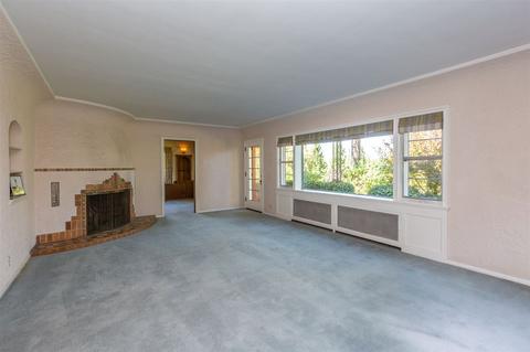 1207 E Overbluff Rd, Spokane, WA 99203 photo 7