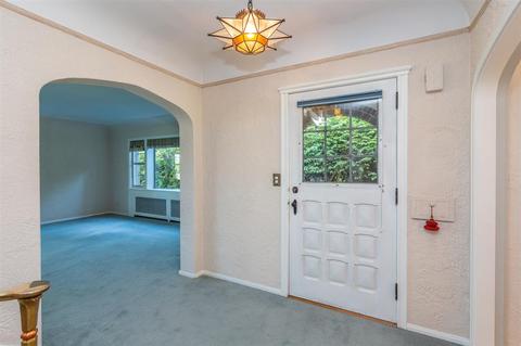 1207 E Overbluff Rd, Spokane, WA 99203 photo 5