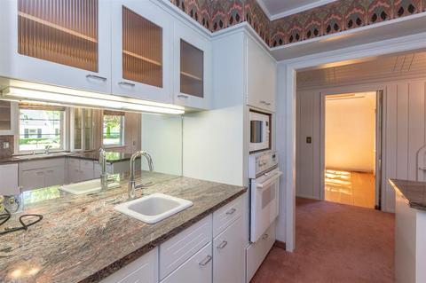 1207 E Overbluff Rd, Spokane, WA 99203 photo 16