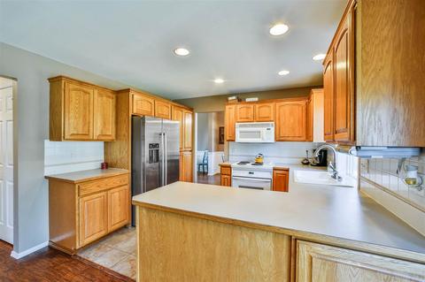 5609 E Birkenhead Ln, Colbert, WA 99005 photo 8